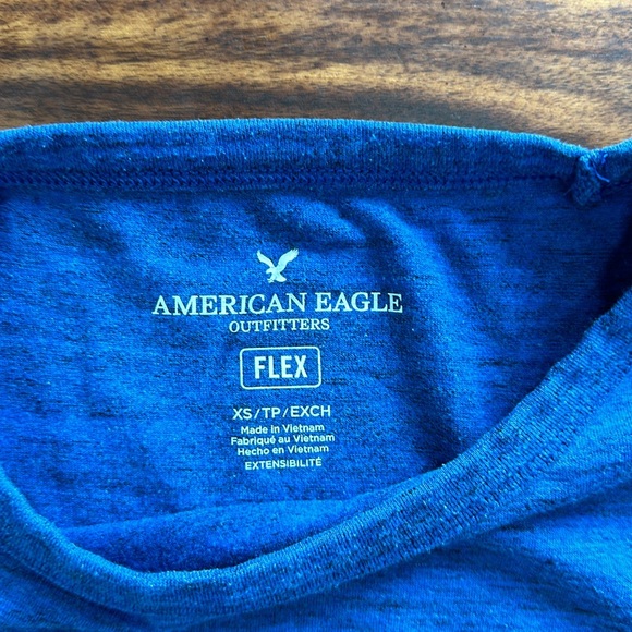Lot of 4 American Eagle Flex mens size XS t shirts. EUC - Picture 7 of 9
